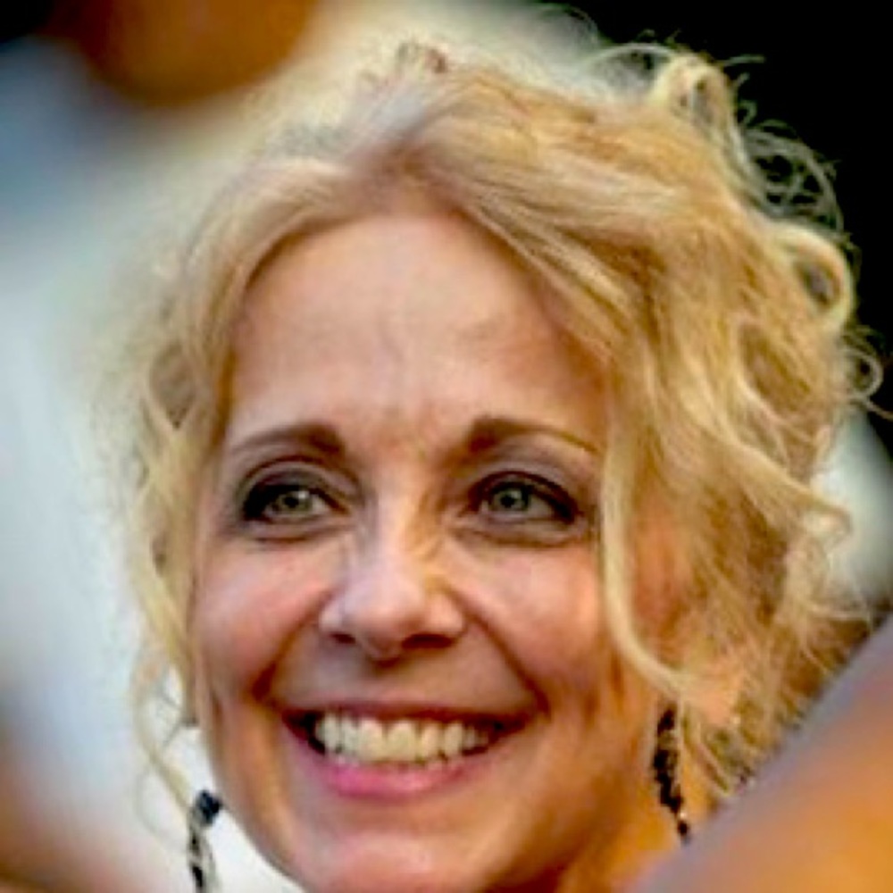 Meet your Posher, Carla